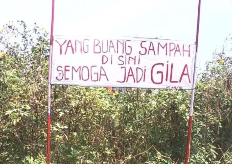 Lucu Lucu Ngeri Himbauan Buang Sampah Ini Bikin Kamu Kapok Buang