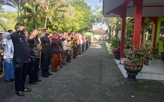 Apel Pagi Dinas Lingkungan Hidup