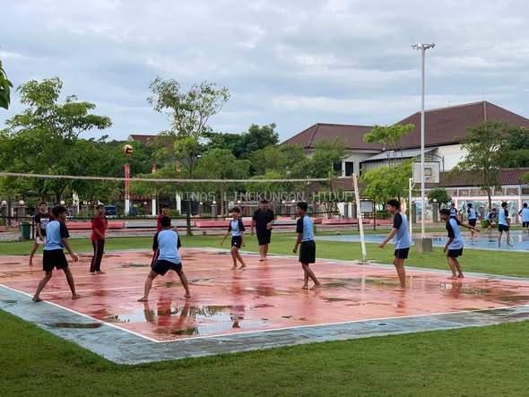 Pagi itu, Setelah Hujan