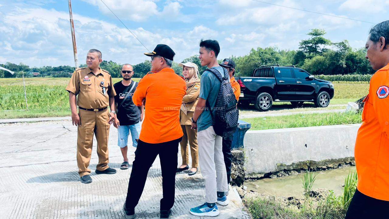 DLH dan BPBD Grobogan Dukung Penanaman Pohon BEM Universitas An Nuur di Desa Cingkrong